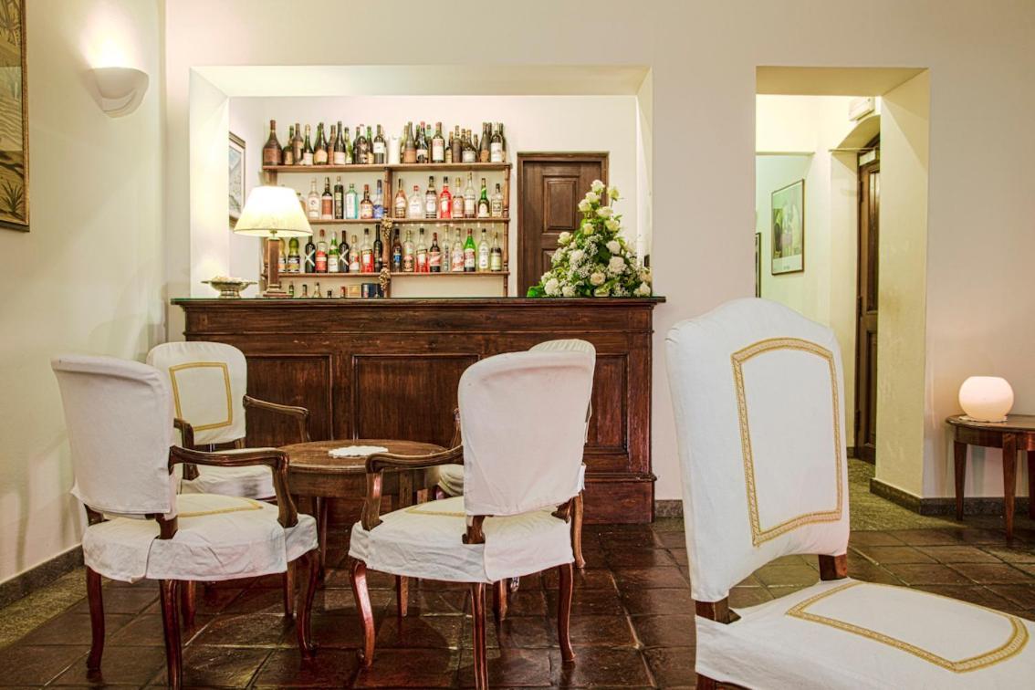 Locanda La Posta Cavour Exterior photo